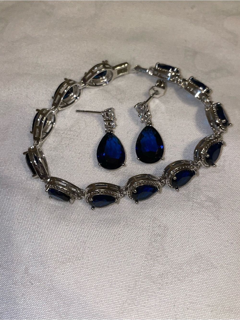 Deep Blue Teardrop Bracelet with Matching Earrings - Silver Tone